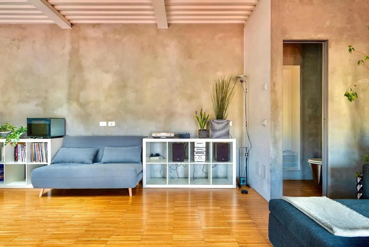 Appartamento Irripetibile Open Space Su 2 Piani, Milano Centro
